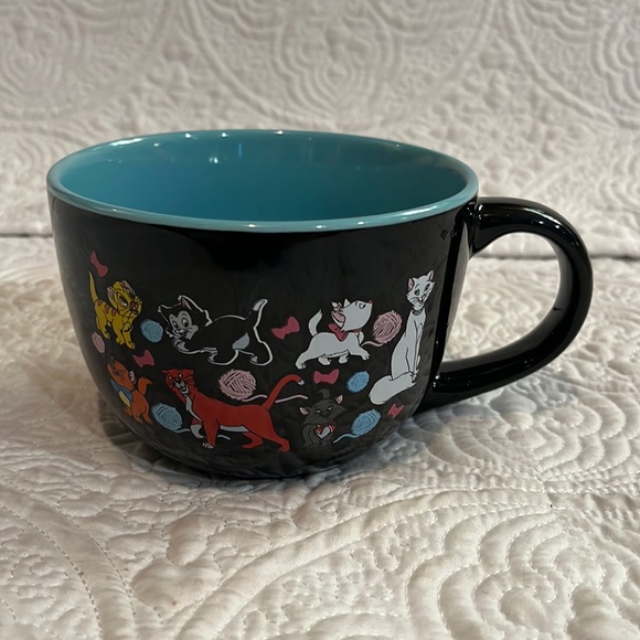 Disney Other - Disney Cats soup mug